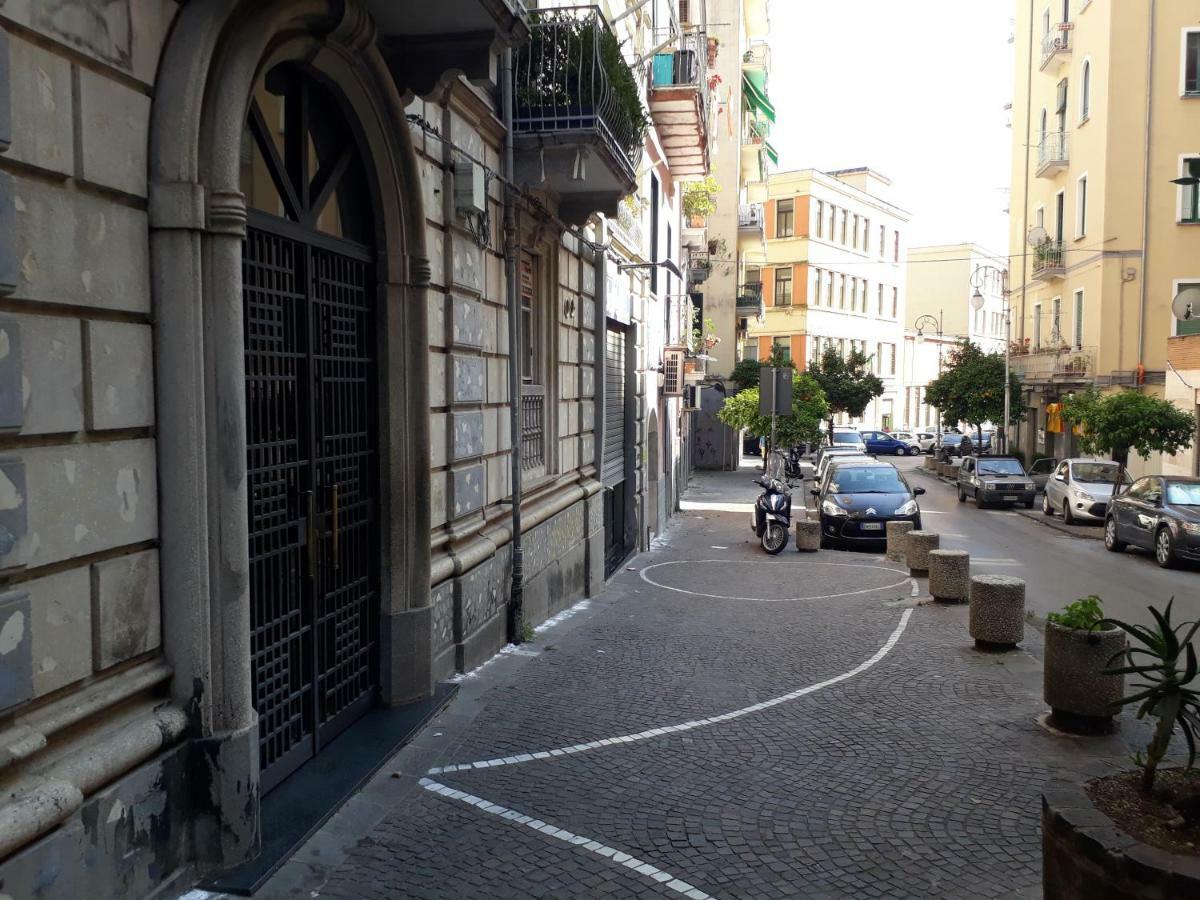 Casa Vacanze Basso サレルノ エクステリア 写真